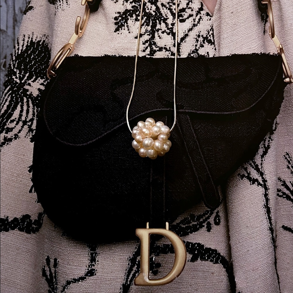 CUTE WHITE PEARL NECKLACE ❣️